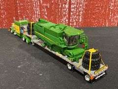 1/64 John Deere Combine Hauler