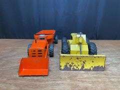 (2) Earth Mover + Bulldozer Wyandotte