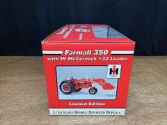 1/16 Farmall 350 w/Loader 2006 Pork Expo NIB SC