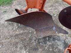 Allis Chalmers 2 Bottom Pull Type Plow