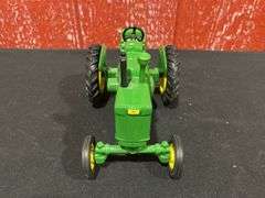 1/16 John Deere 630 LP 1988 NFTS NIB Ertl