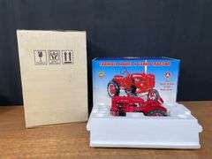 1/12 Farmall A NIB Franklin Mint