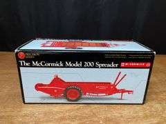 1/16 McCormick 200 Spreader Precision NIB Ertl