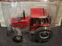 (3) 1/64 Case-IH + IH Tractors NIB Ertl