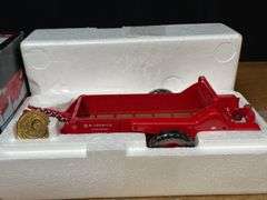 1/16 McCormick 200 Spreader Precision NIB Ertl