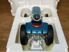 1/16 IH HT-340 Turbine Tractor NIB SC