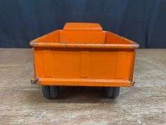 Tru-Scale IH Dump Truck Carter