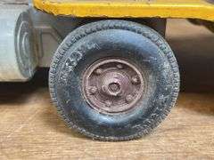 (2) Semi + IH Hough Payloader Ertl