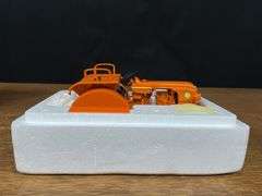 1/16 Renault D22 NIB UH