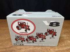 1/16 IH 1468 NIB Ertl