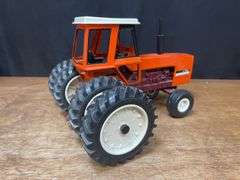 1/16 AC 7030 2003 TTT NIB Ertl