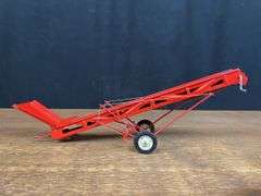 (2) 1/16 Tru Scale Elevator + Grain Drill Carter