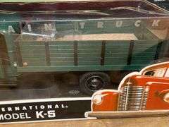 1/16 IH K-5 Grain Truck NIB DCP