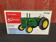 1/16 John Deere 80 NIB Ertl