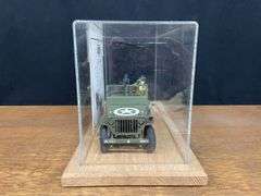 (2) Army Jeep + Tank
