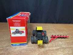 (3) 1/32 Case-IH, Versatile, Plow