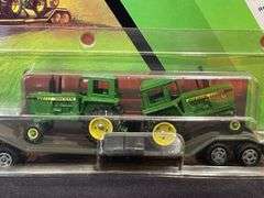 (2) 1/64 John Deere Semis NIB Ertl