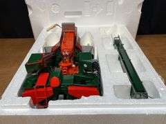 1/16 AC D17 w/ NI Picker Precision NIB Ertl