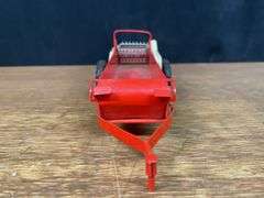 (4) 1/16 Tru-Scale Spreaders Carter