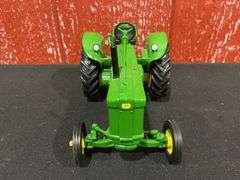 1/16 John Deere 620 2002 SFTS NIB Ertl