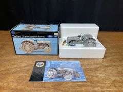 1/16 Ford 2N Precision NIB Ertl