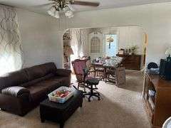 826 W England Taylorville, IL