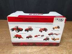 (2) 1/16 IH M Industrial NIB Ertl