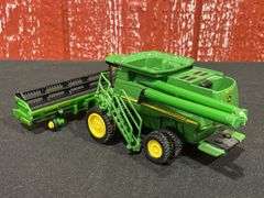 1/64 John Deere 9860 STS Combine Customized