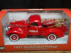 1/24 Case-IH Studebacker Pickup NIB Crown