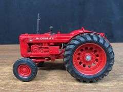 (2) 1/16 McCormick WD-9 Ertl