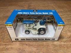 1/16 John Deere 140 L&G Patio Blue NIB Ertl