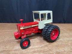 1/16 IH 1256 Ertl