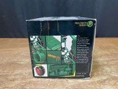 1/16 Oliver 77 Precision NIB Ertl