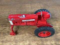 (3) 1/16 IH 544 + Farmall 350 Tractors Ertl