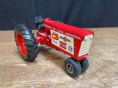 1/16 Tru-Scale Pulling Tractor Customized