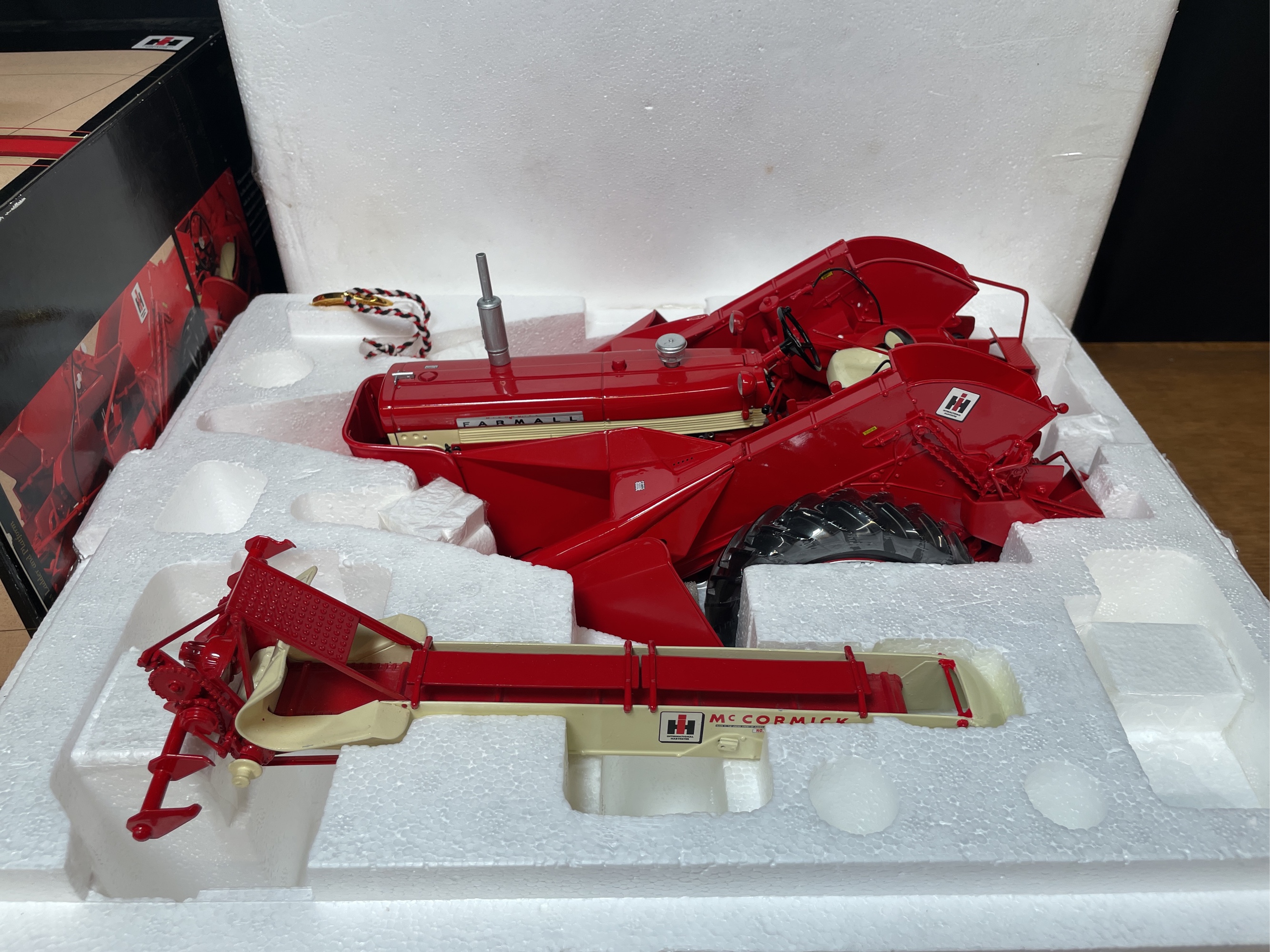 Lot image 3