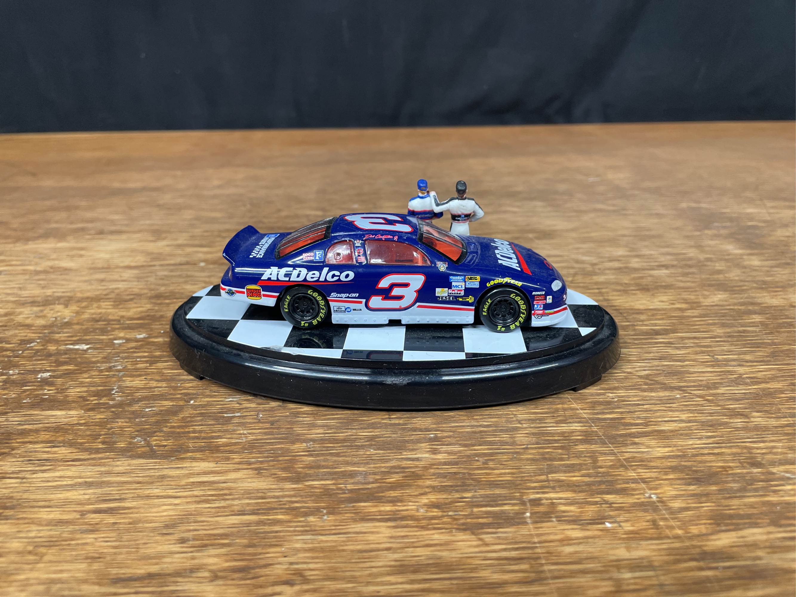 Lot image 32