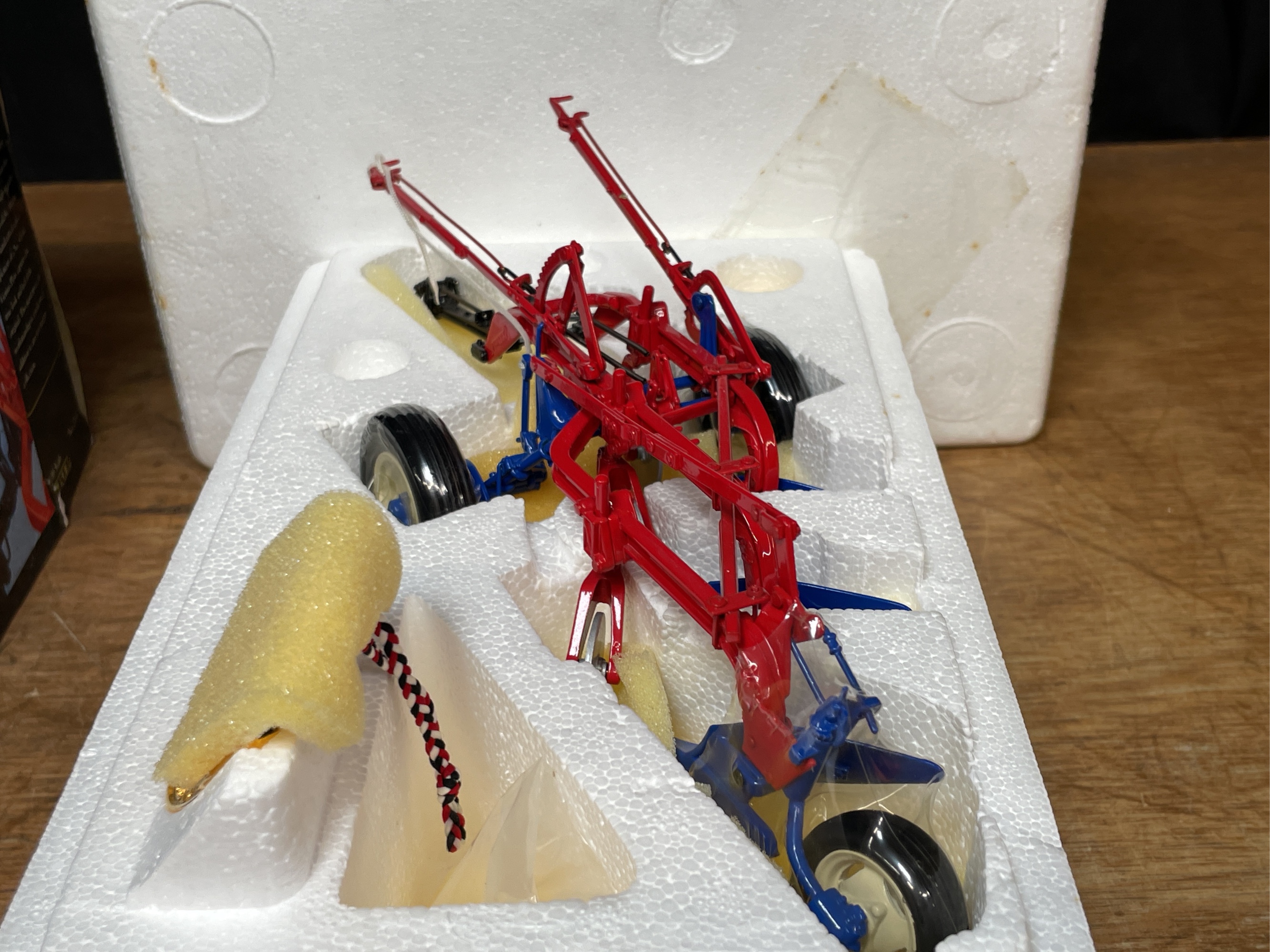 Lot image 4
