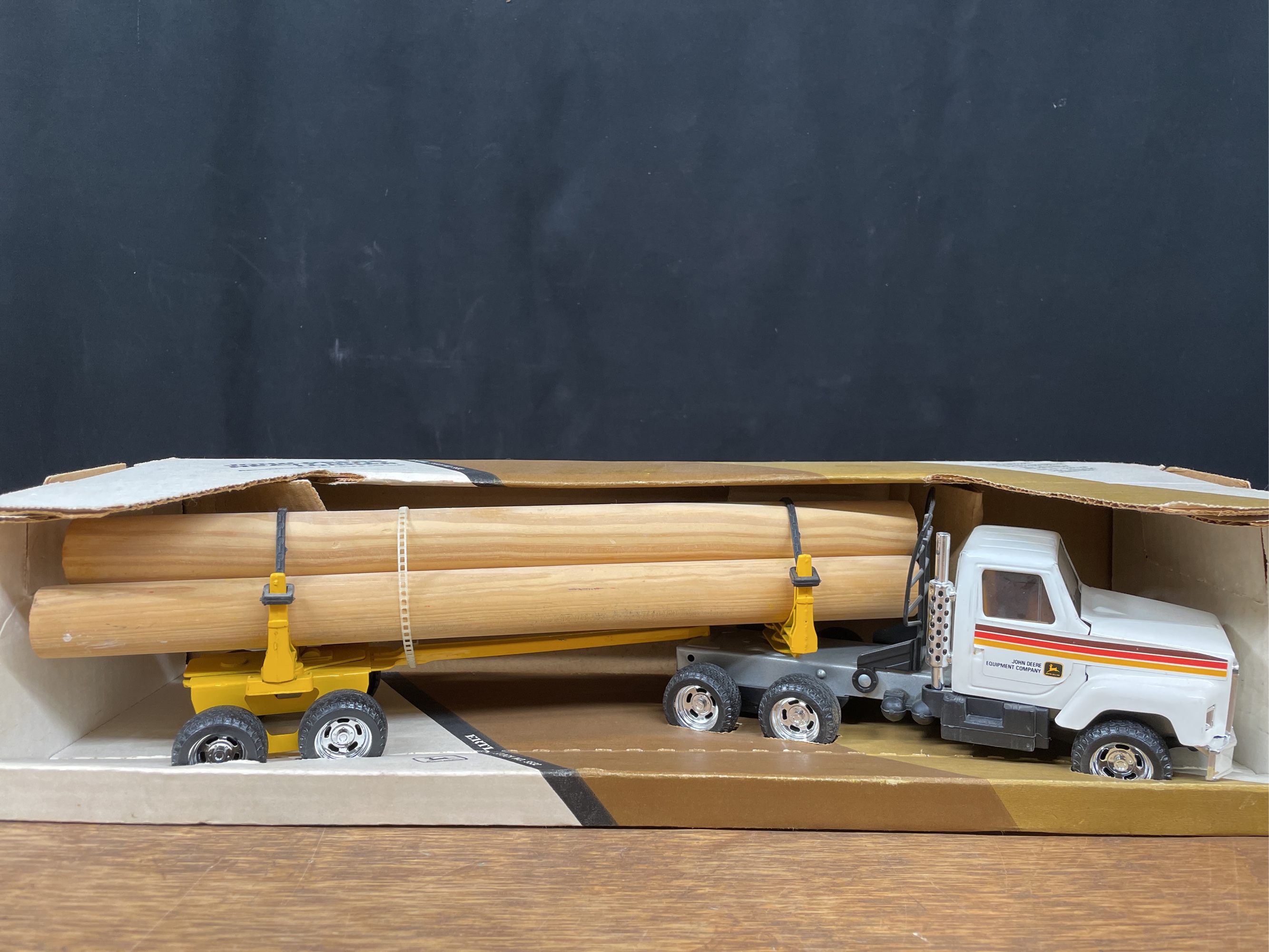 Lot image 8