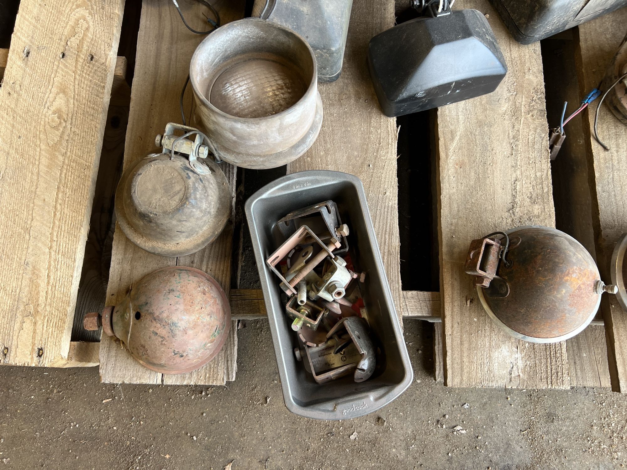 Lot image 2