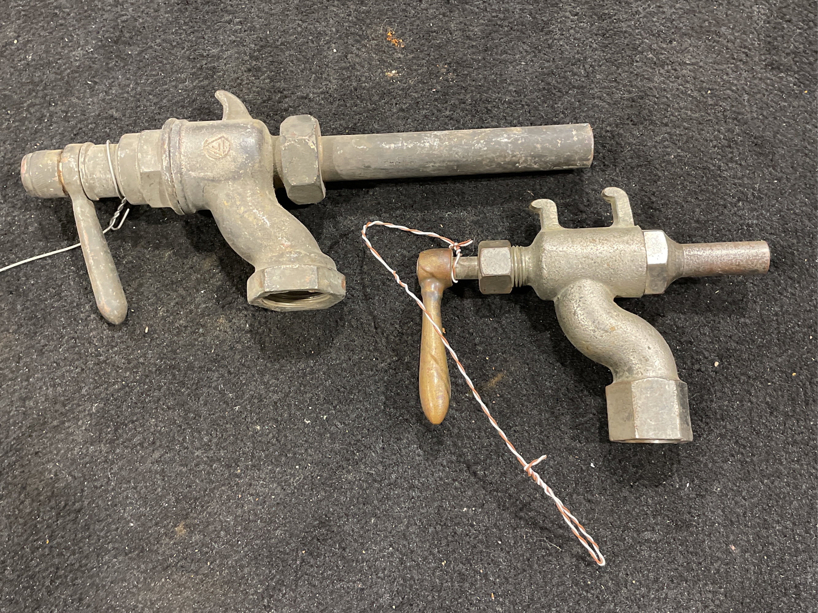 Lot image 10