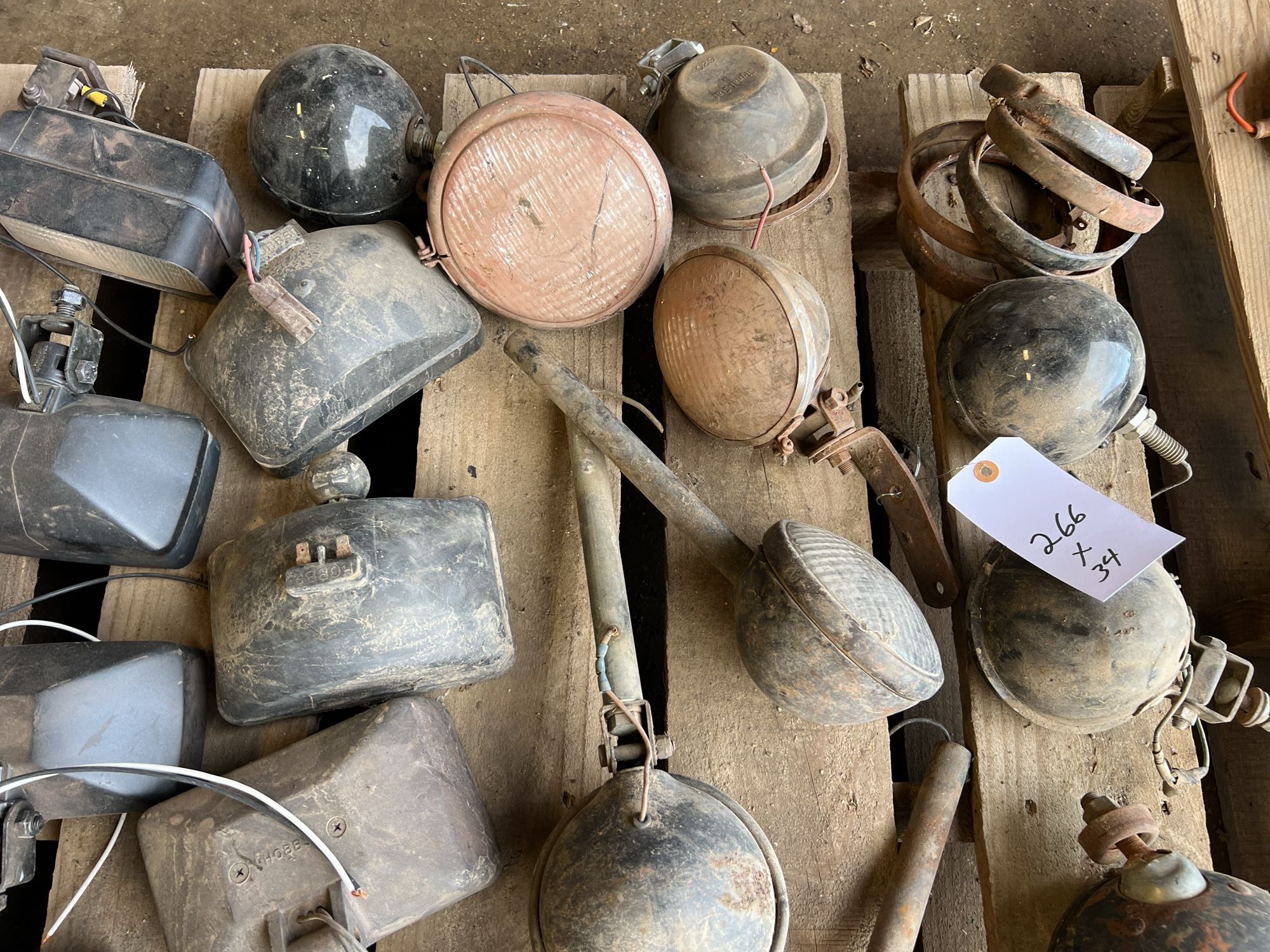 Lot image 10