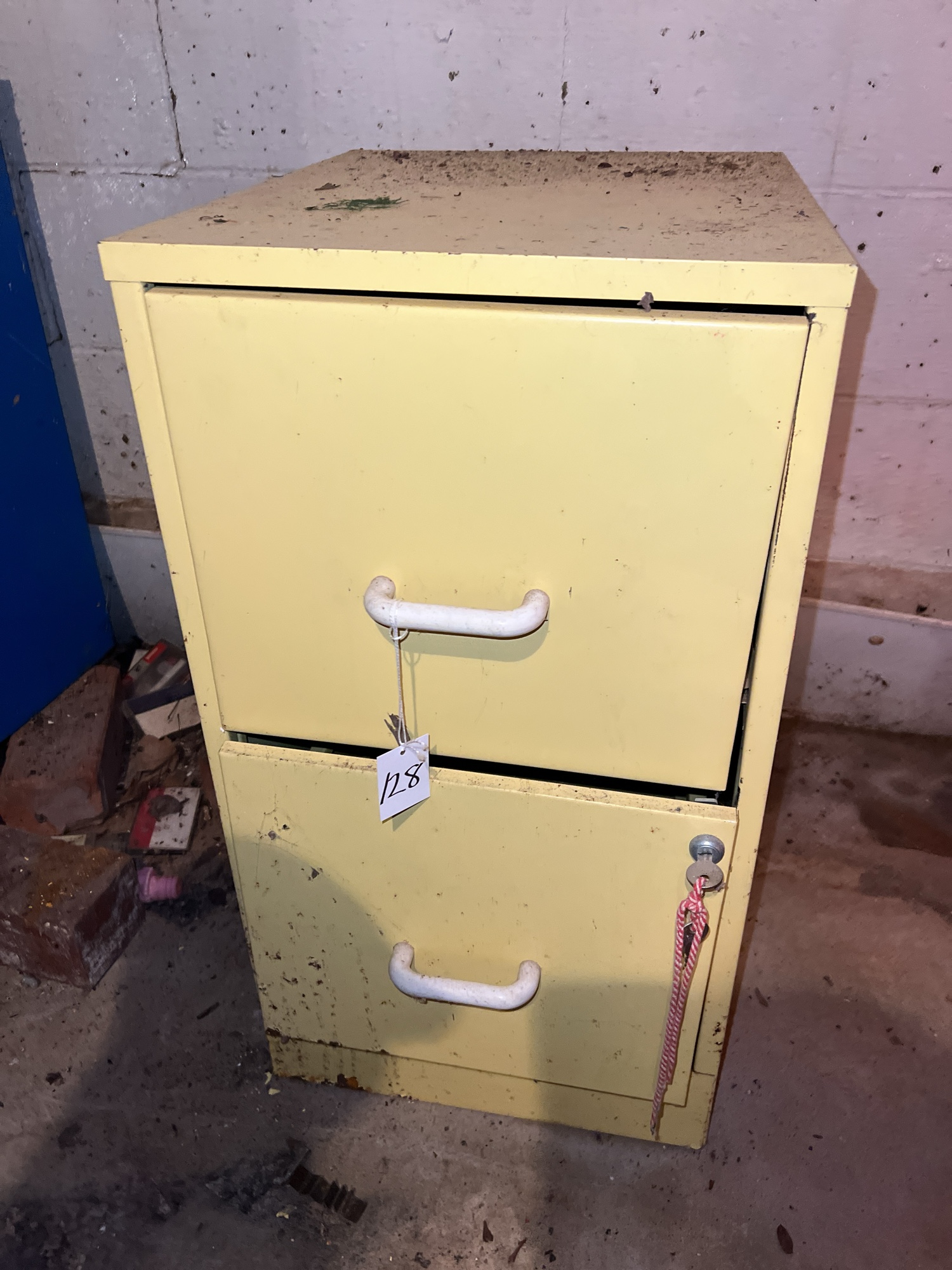 Lot image 2