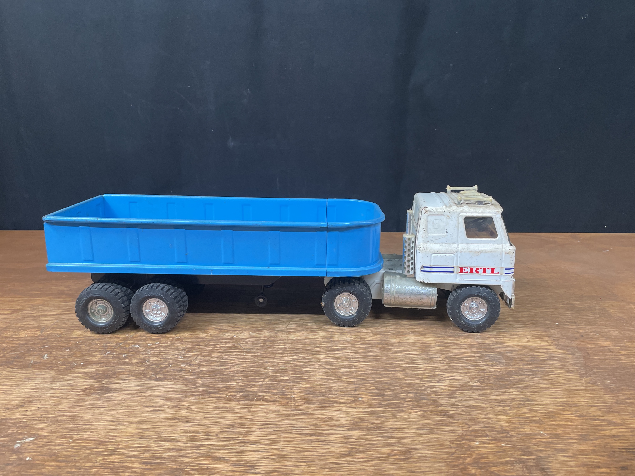 Lot image 4