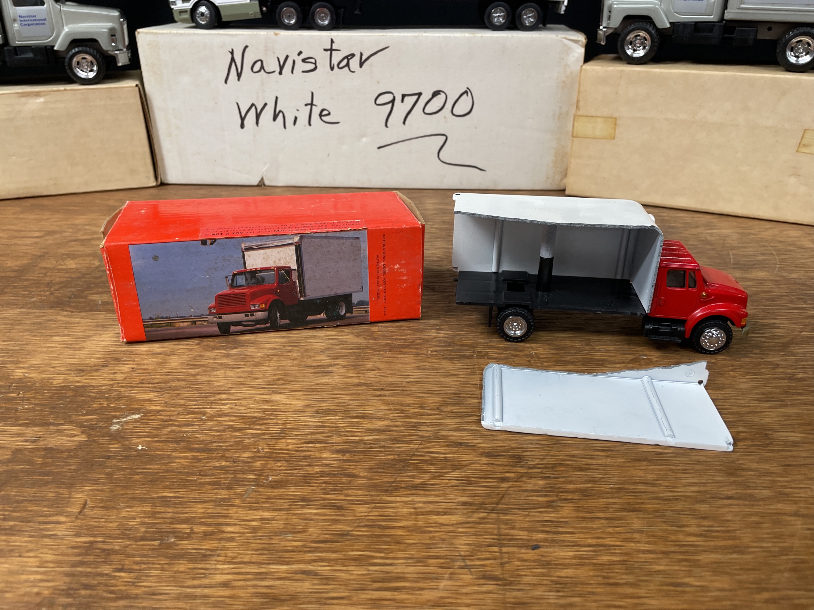 Lot image 4