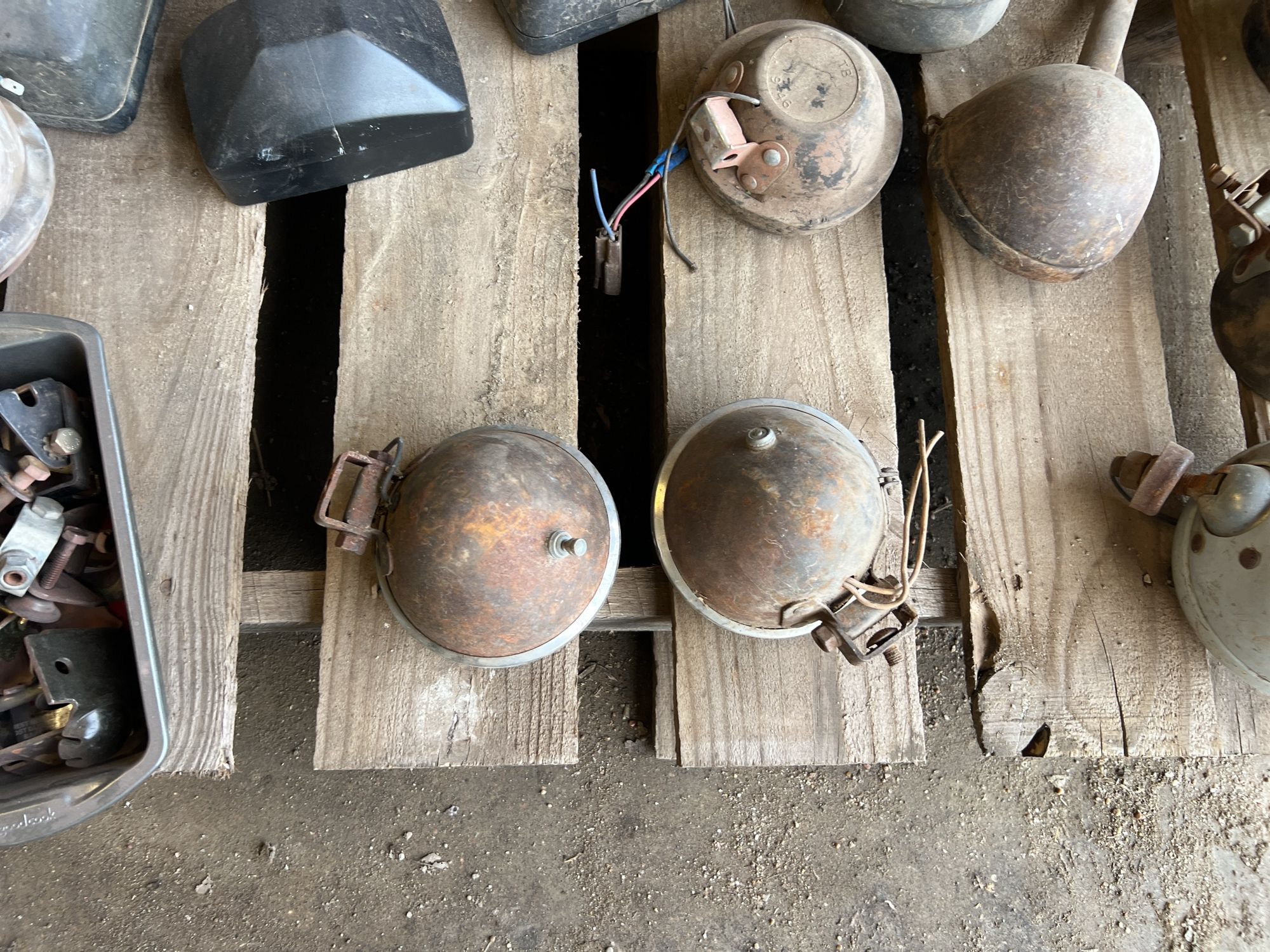 Lot image 3
