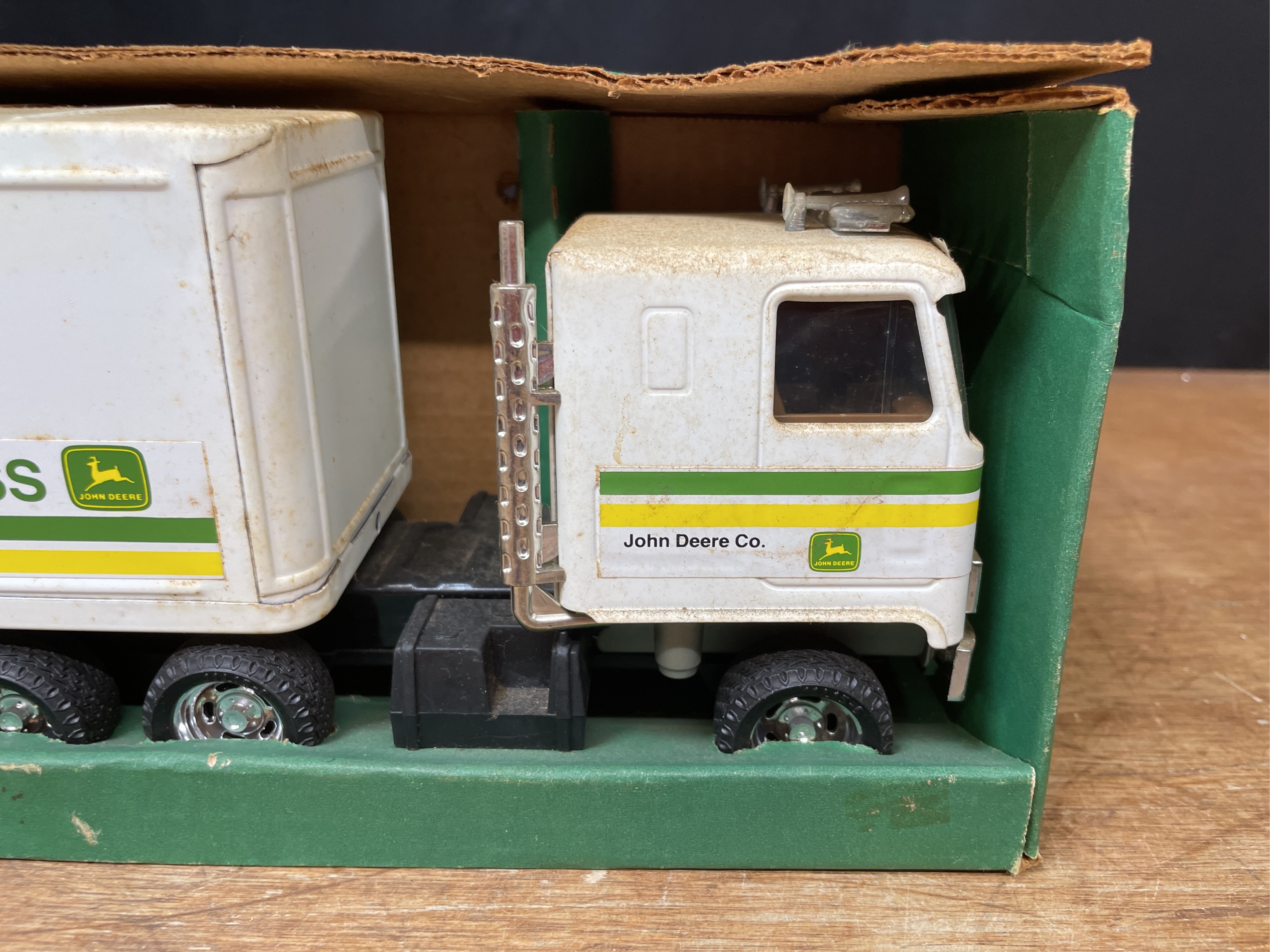 Lot image 2