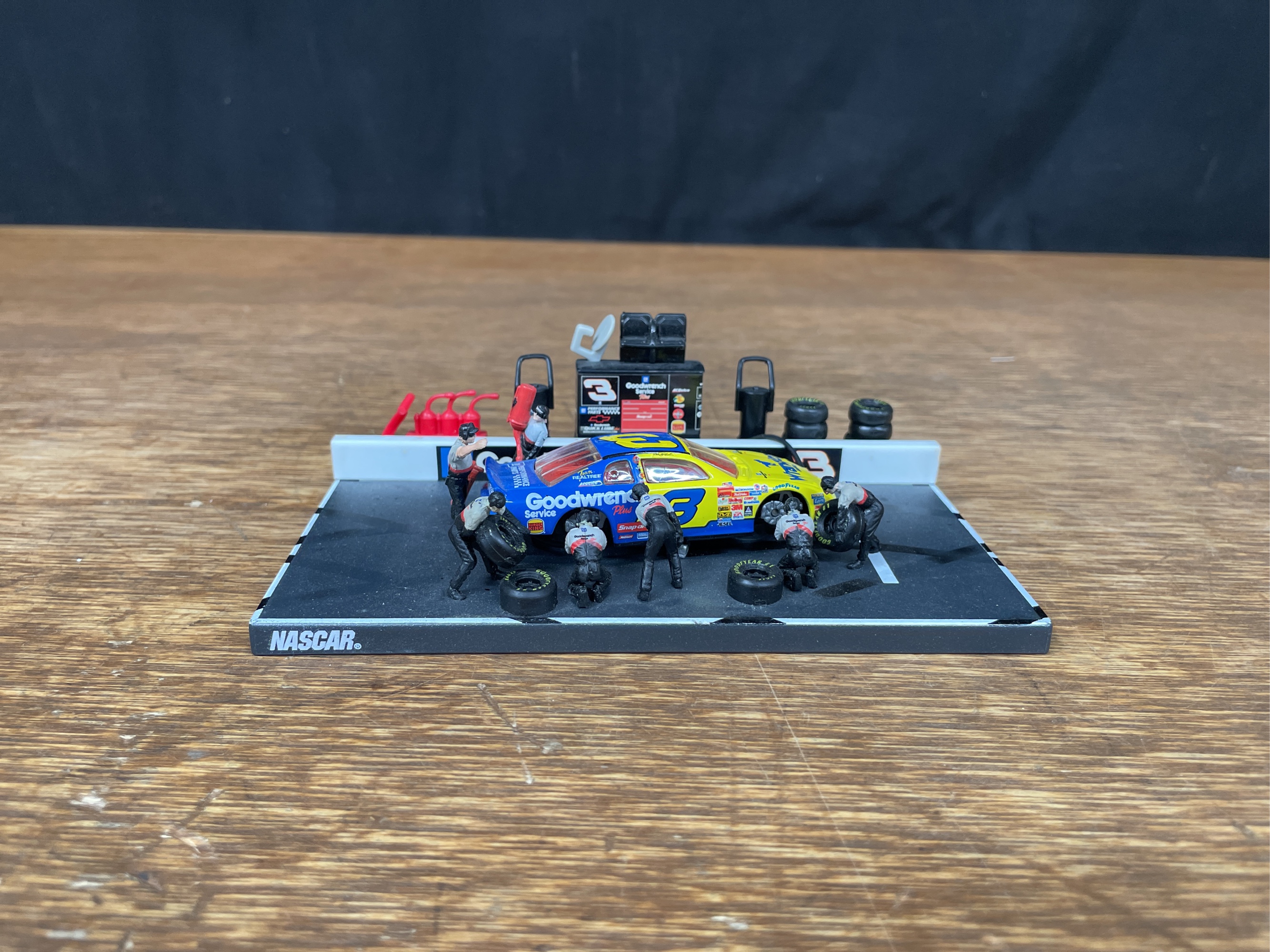 Lot image 15