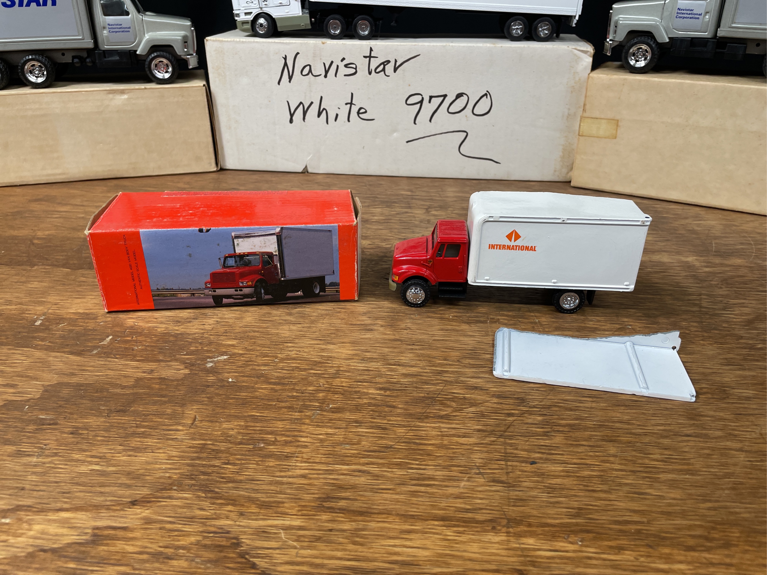 Lot image 2