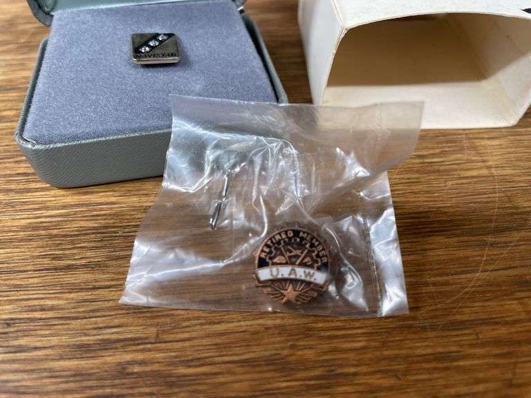 (2) Navistar + UAW Pins